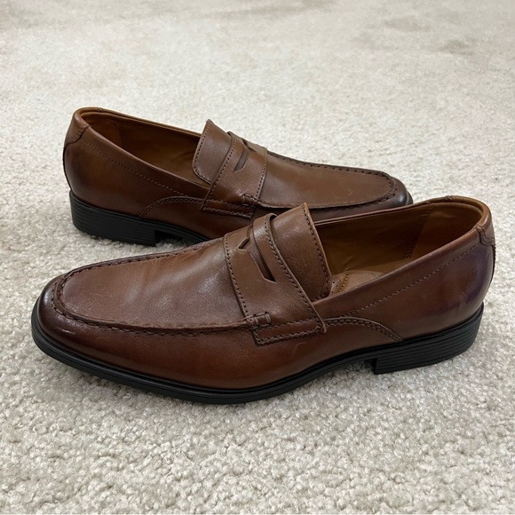Clarks Collection Men Brown Cushion Toe Tilden Way Leather Loafers Shoes Men 9, - Picture 16 of 16